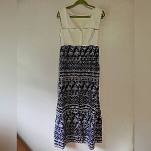 Vintage Beeline Fashions 1970s Sleeveless Maxi Dress